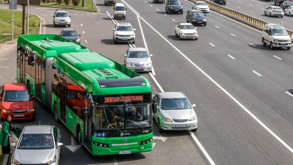 Возраст-общественного-транспорта-в-Алматы-составил-2,5-лет