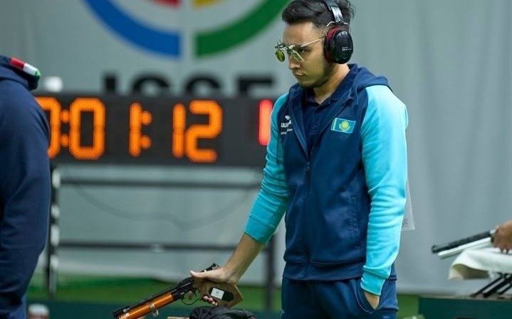 Валерий-Рахимжан-завоевал-серебро-этапа-Кубка-мира-по-пулевой-стрельбе