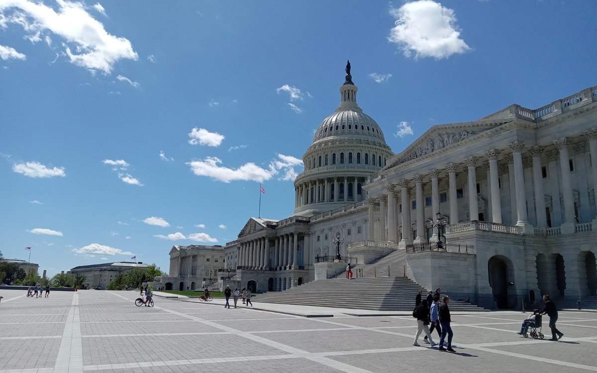 США-отменили-иностранную-помощь-на-$9,4-млрд