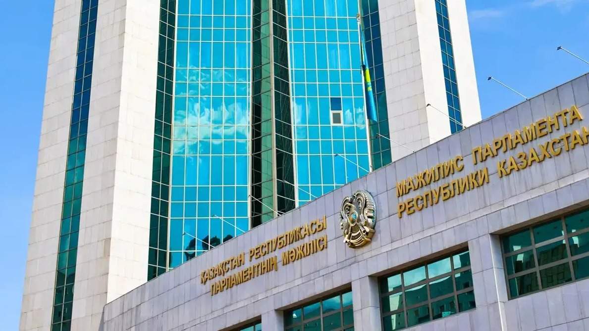 Что-будут-обсуждать-сегодня-на-пленарном-заседании-в-Мажилисе