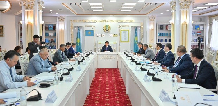 Лучшие-работы-отобрали-на-Госпремии-РК-в-области-науки-и-техники-и-гуманитарных-наук