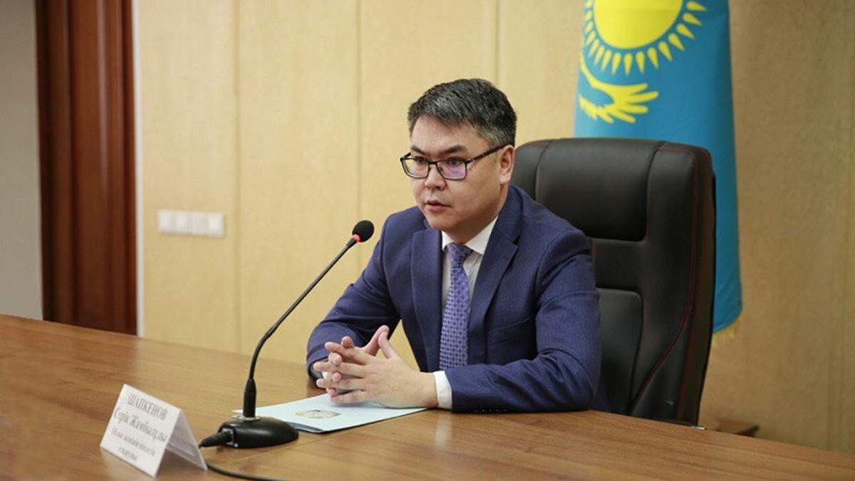 Нет-оснований-для-введения-ЧС-из-за-пожара-в-Атырау-—-Серик-Шапкенов
