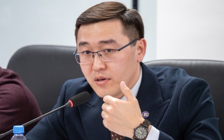 Назначен-ио.-руководителя-управления-по-вопросам-молодежной-политики-области-Абай
