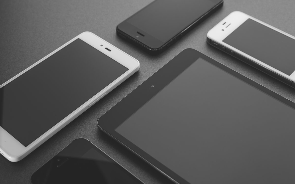 2,5-млн-смартфонов-apple-нелегально-завезли-в-Казахстан-в-2024-году