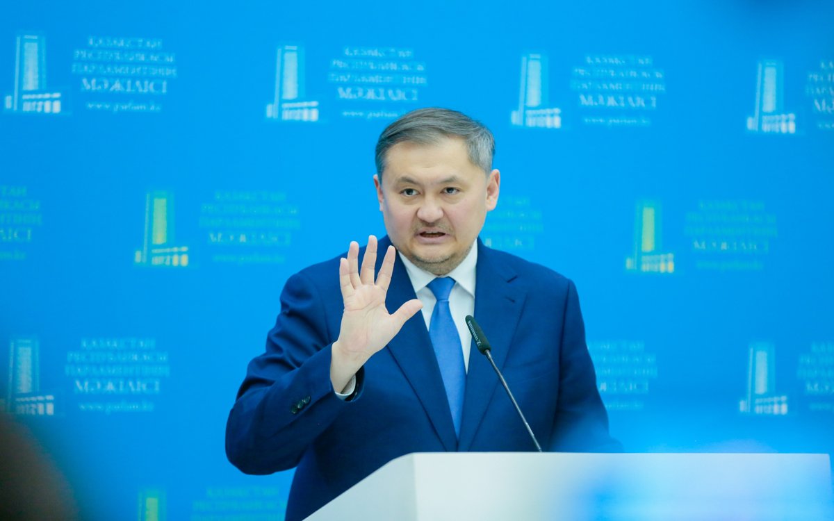 Сохранится-ли-прежняя-цена-за-обучение-в-вузах-РК?-Министр-дал-пояснение