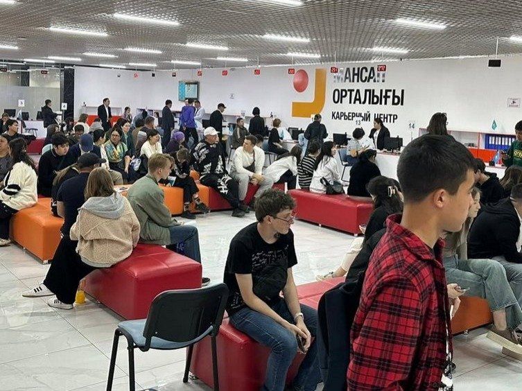 «Молодежная-практика»:-сколько-участников-находят-официальную-работу-в-РК