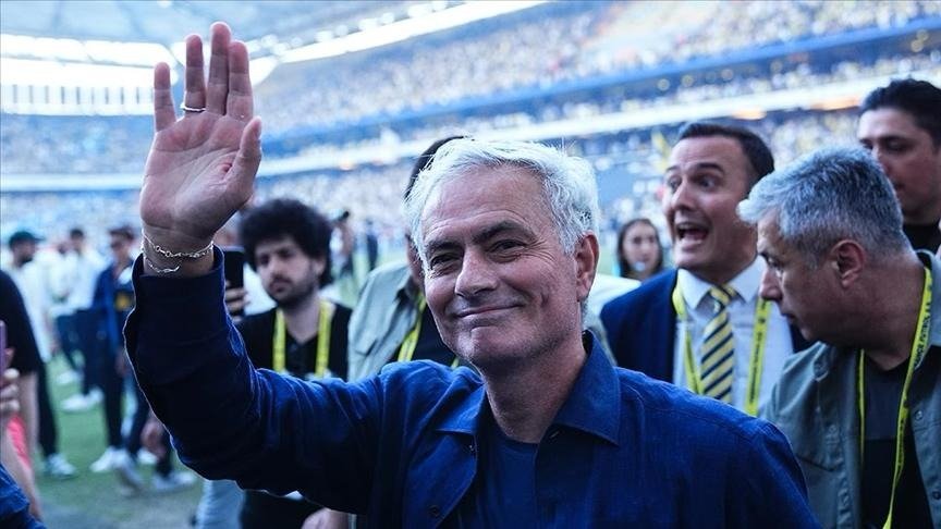 «Фенербахче»-уволил-Жозе-Моуринью-после-вылета-из-Лиги-чемпионов