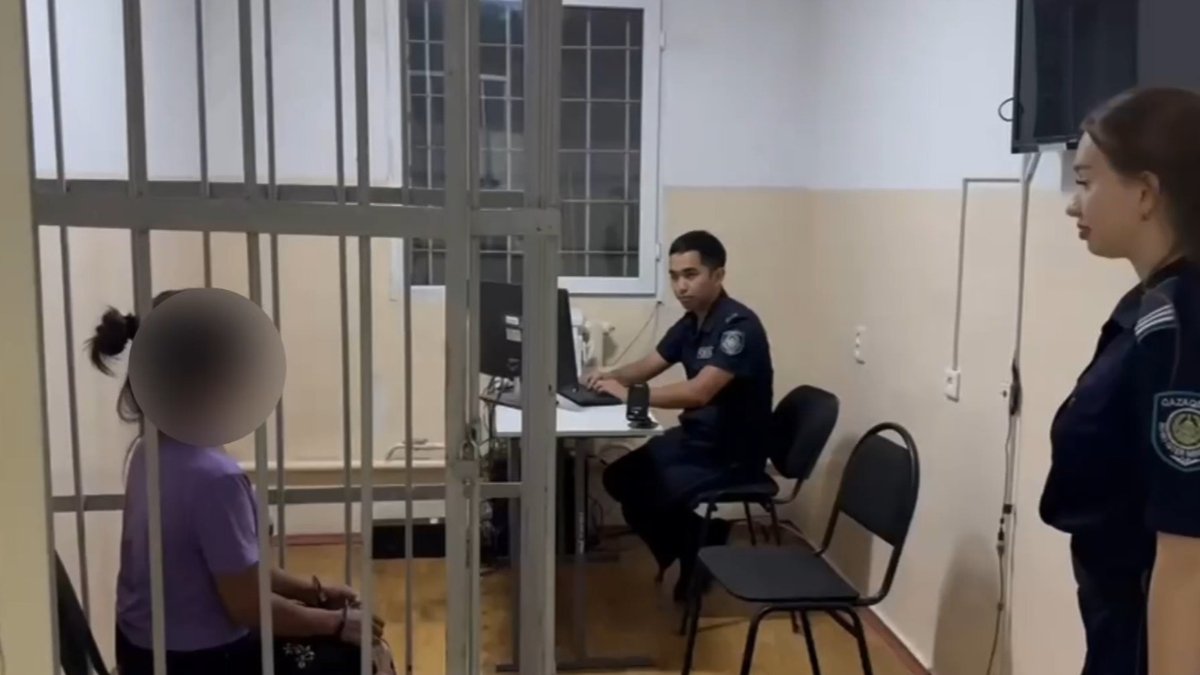 Двух-женщин-подозревают-в-насилии-над-несовершеннолетней-в-Алматинской-области