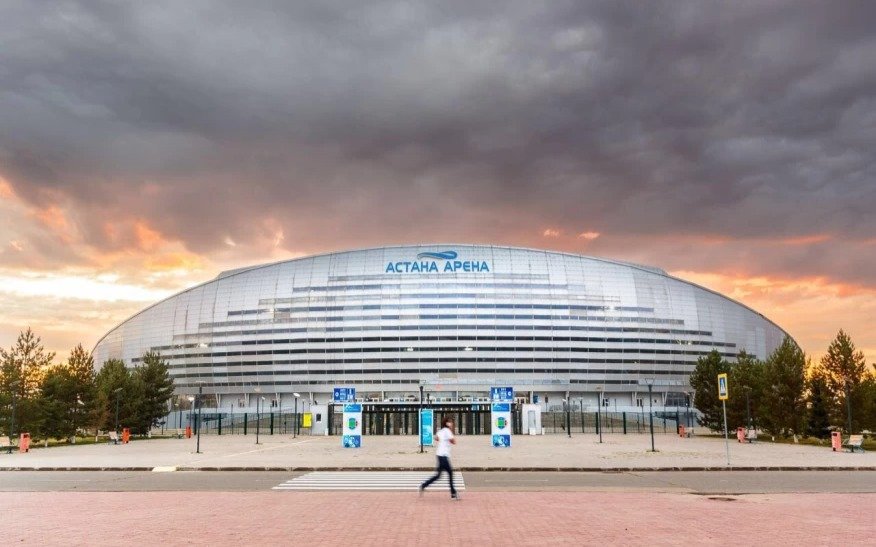 В-столице-ограничат-движение-у-«Астана-Арены»-во-время-матча-Казахстан-—-Уэльс