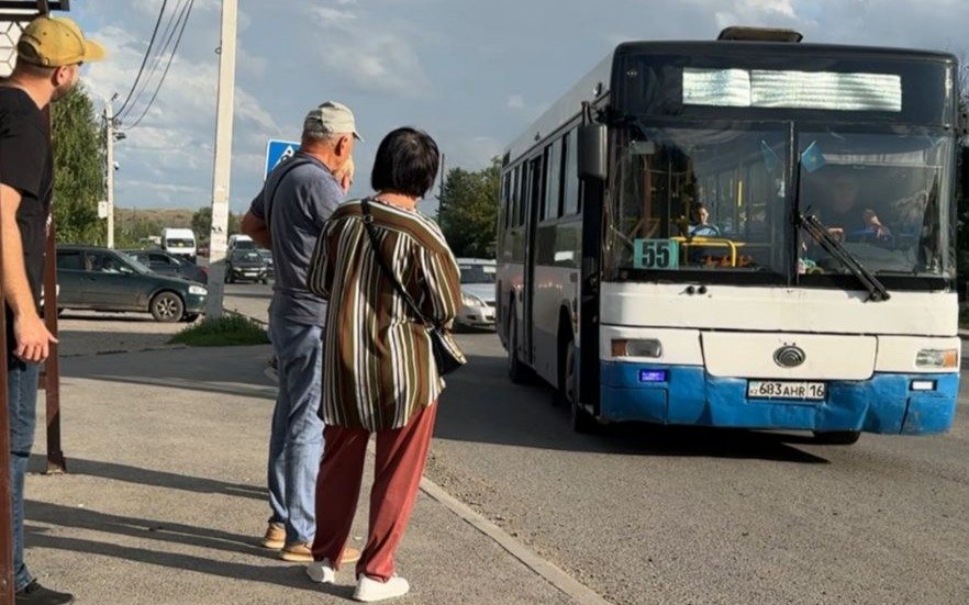 Жители-поселка-близ-Усть-Каменогорска-жалуются-на-перебои-с-автобусами