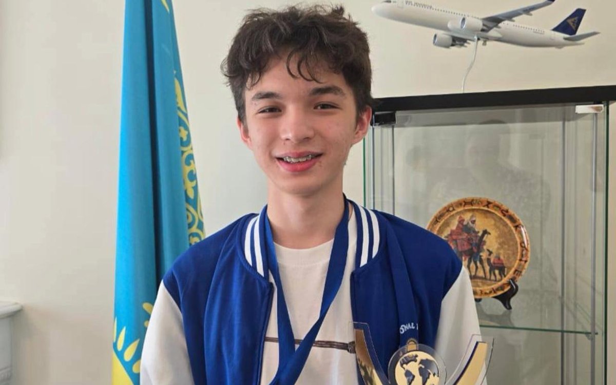 Столичный-школьник-стал-абсолютным-чемпионом-Международной-олимпиады-по-экономике