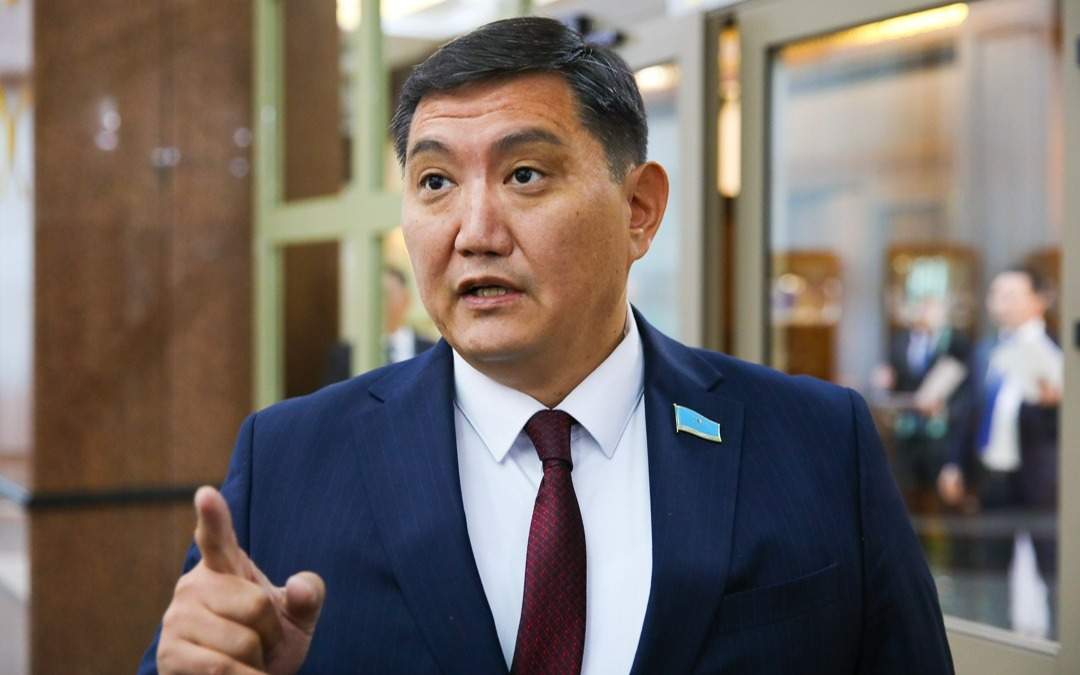 Решение-о-Парламенте-примет-народ-—-Бакытжан-Базарбек-о-предстоящем-референдуме