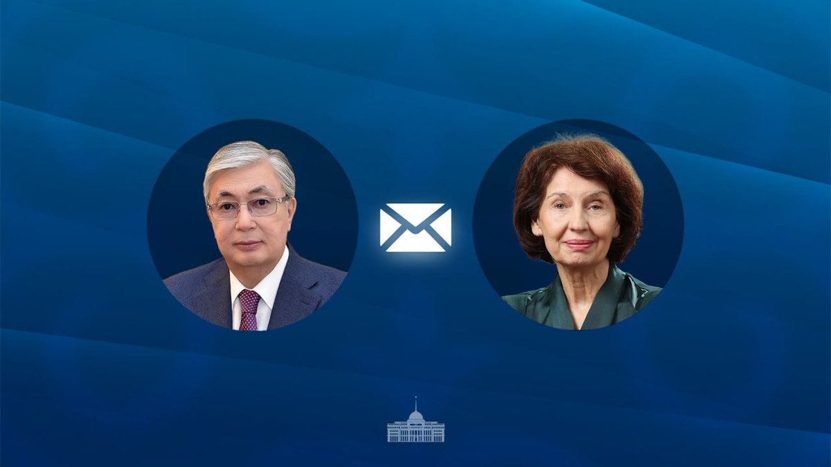 Глава-государства-поздравил-с-Днем-независимости-президента-Северной-Македонии