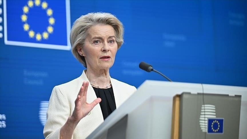 Фон-дер-Ляйен-объявила-о-приостановке-выплат-и-торгового-партнерства-ЕС-с-Израилем