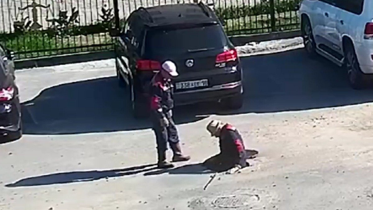 Двое-рабочих-ТЭЦ-в-Семее-потеряли-сознание-в-колодце