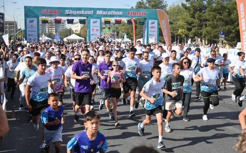 Определены-победители-массового-забега-«shymkent-marathon-–-2025»