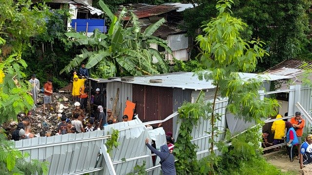 11-человек-погибли-в-результате-оползней-в-Малайзии