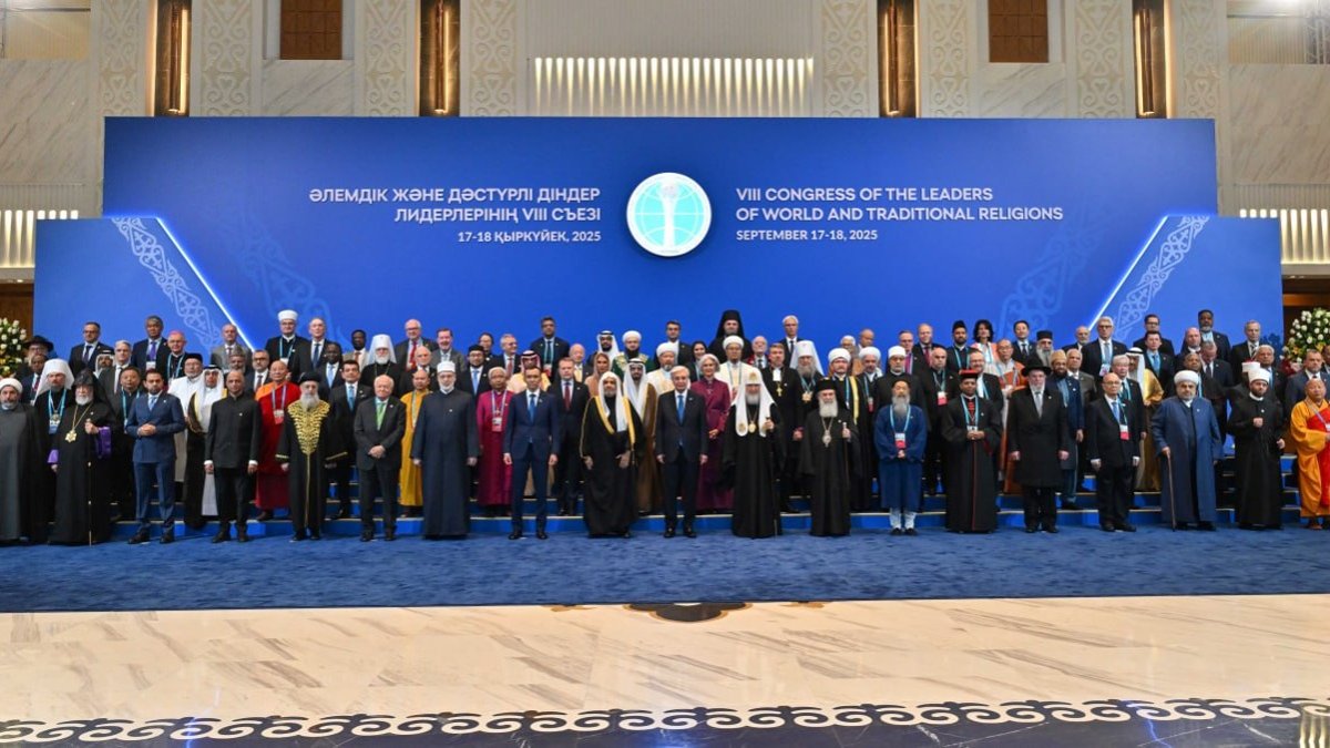 Создать-движение-за-мир-под-эгидой-Съезда-религий-предложил-Президент