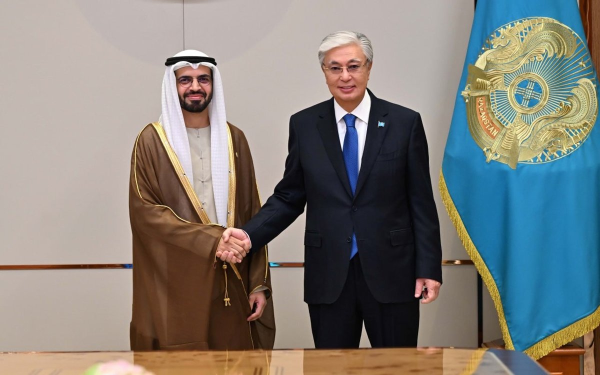 Президент-провел-встречу-с-председателем-Главного-управления-по-делам-ислама-и-вакуфов-ОАЭ