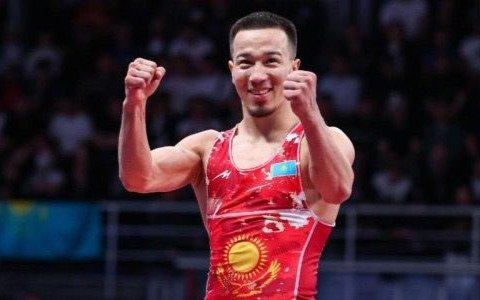 Айдос-Султангали-стал-чемпионом-мира-по-борьбе-в-олимпийском-весе