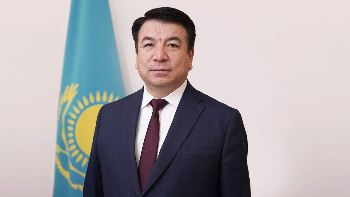 Чем-запомнился-Гани-Бейсембаев-на-посту-министра-просвещения-Казахстана