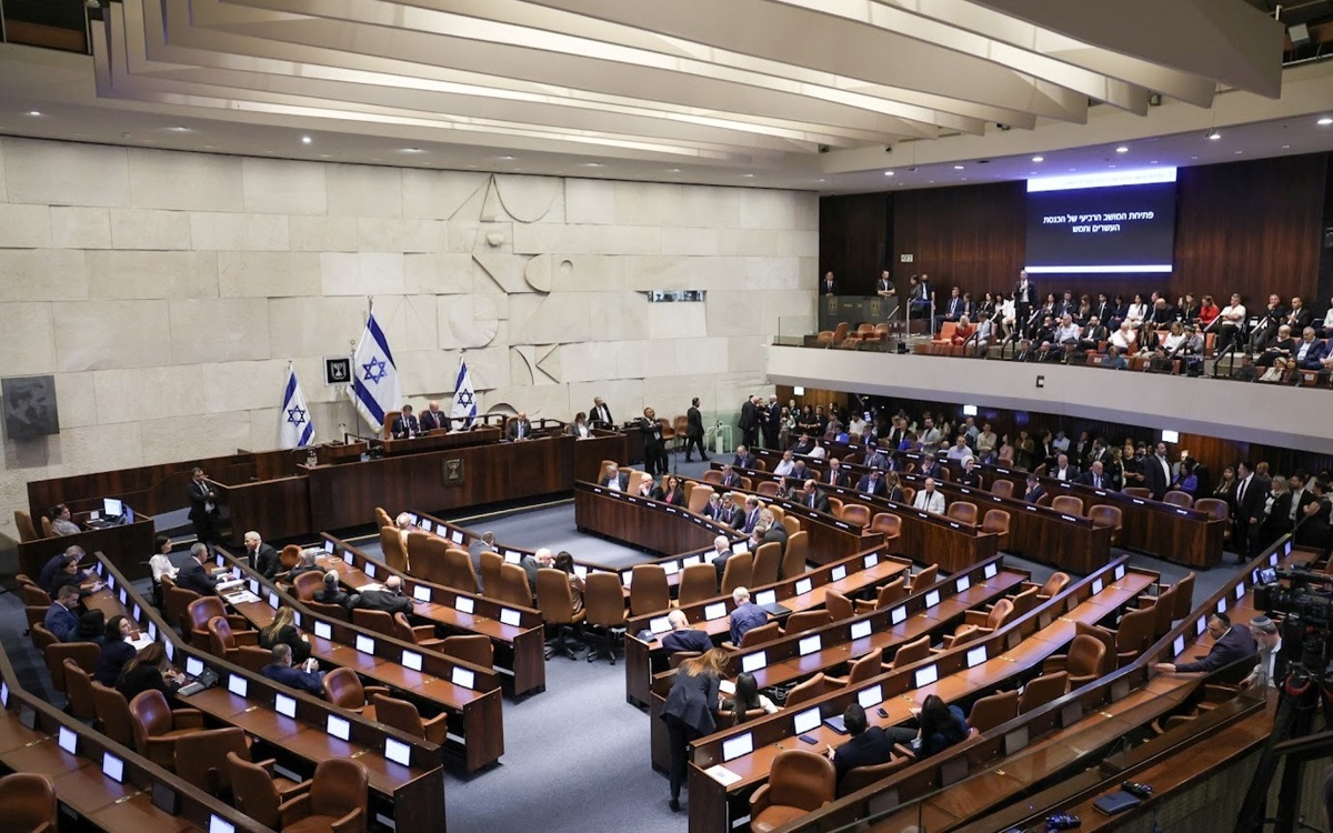 Израильский-парламент-одобрил-законопроект-об-аннексии-поселений-на-Западном-берегу