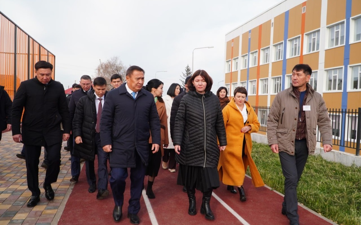 В-преддверии-Дня-Республики-новую-школу-взамен-аварийной-открыли-в-Кокшетау