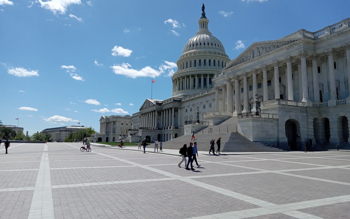 Шатдаун-в-США-стал-вторым-по-длительности-в-истории