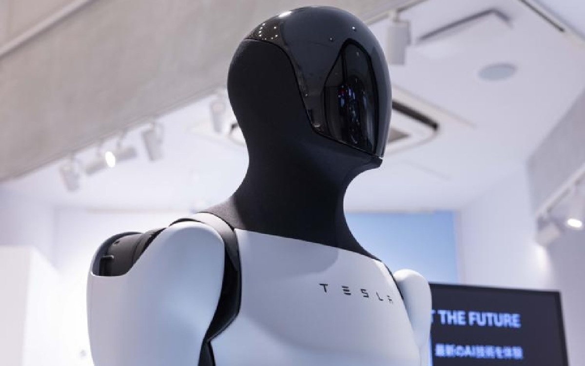 Илон-Маск-готовит-«армию-роботов»-optimus-от-tesla