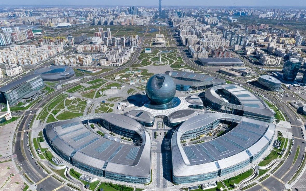 Казахстан-вырос,-окреп-и-изменился:-главные-цифры-ко-Дню-Республики