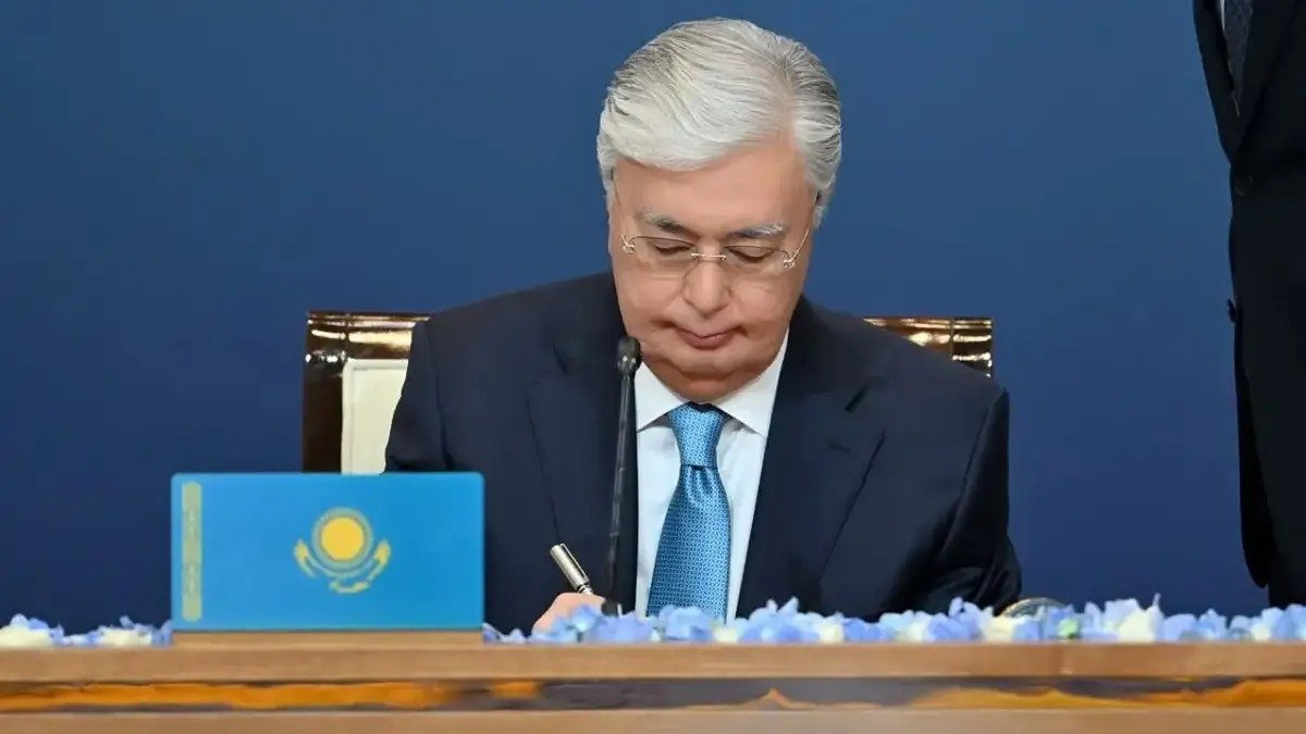 Президент-Казахстана-направил-телеграмму-соболезнования-Королю-Таиланда