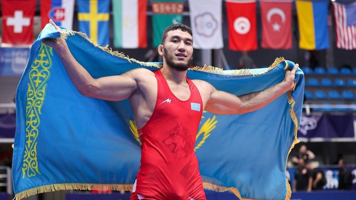 Вольник-Ризабек-Айтмухан-стал-бронзовым-призером-молодежного-чемпионата-мира