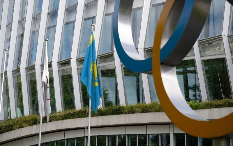 Геннадий-Головкин-принял-участие-в-заседании-Комиссии-olympism-365-в-Лозанне