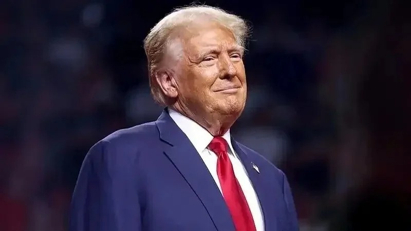 По-$2-тысячи:-Трамп-пообещал-выплатить-американцам-«дивиденды»-от-пошлин