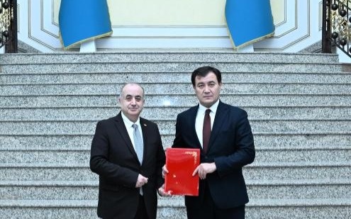 Новый-Посол-Ливана-вручил-копии-верительных-грамот-в-МИД-Казахстана