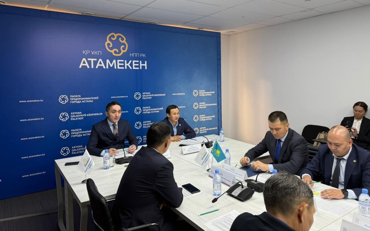 В-Астане-обсуждают,-какой-должна-быть-ставка-спецрежима-по-упрощенке-в-2026-году