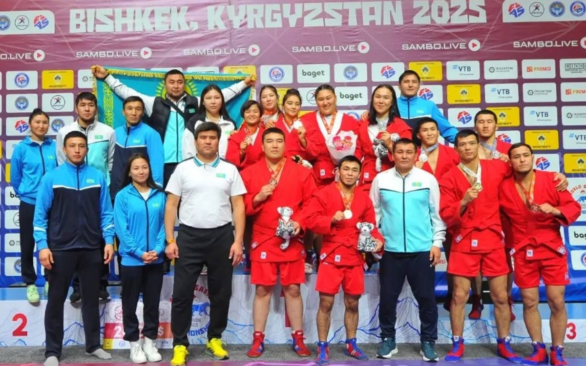 Сборная-Казахстана-стала-второй-на-чемпионате-мира-по-самбо