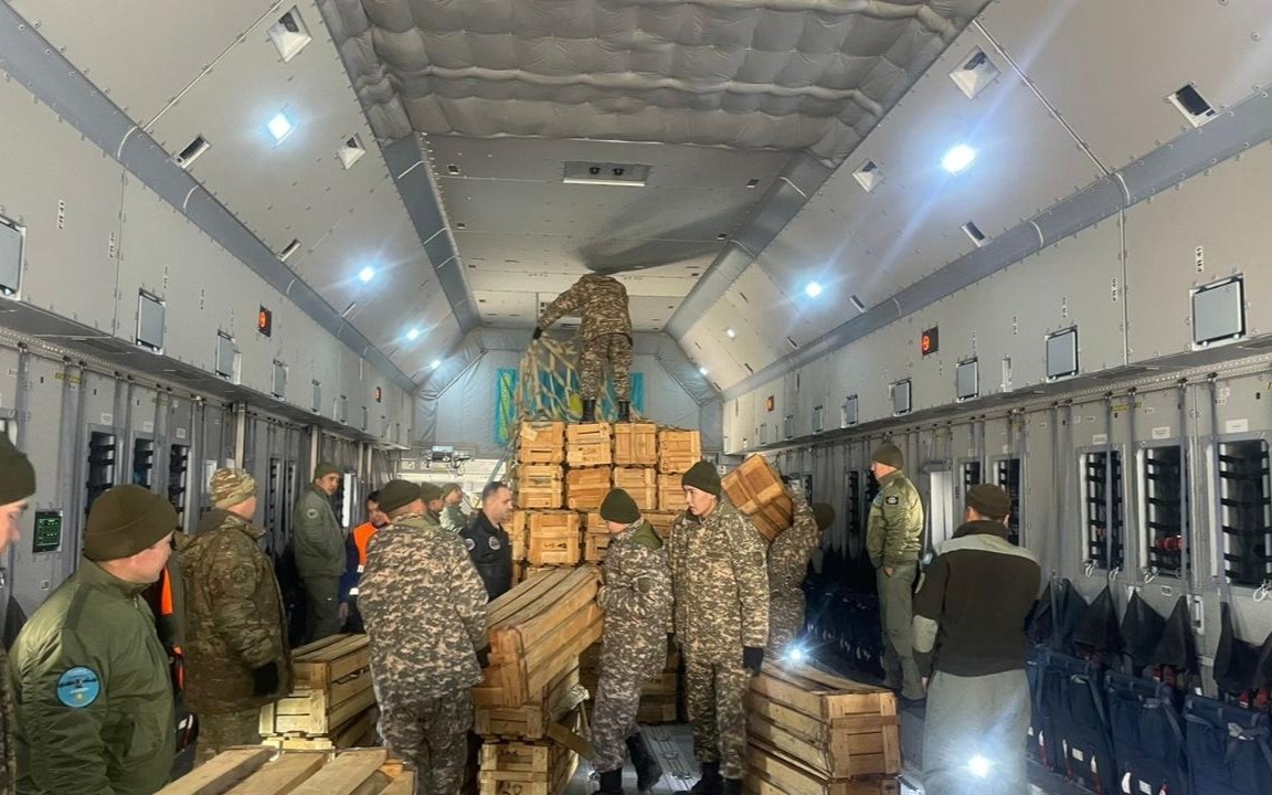 Казахстан-направил-18-тонн-гуманитарной-помощи-в-Афганистан