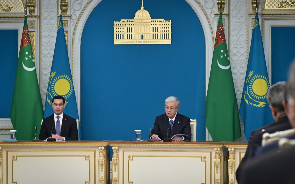 Президенты-Казахстана-и-Туркменистана-провели-брифинг-для-представителей-СМИ