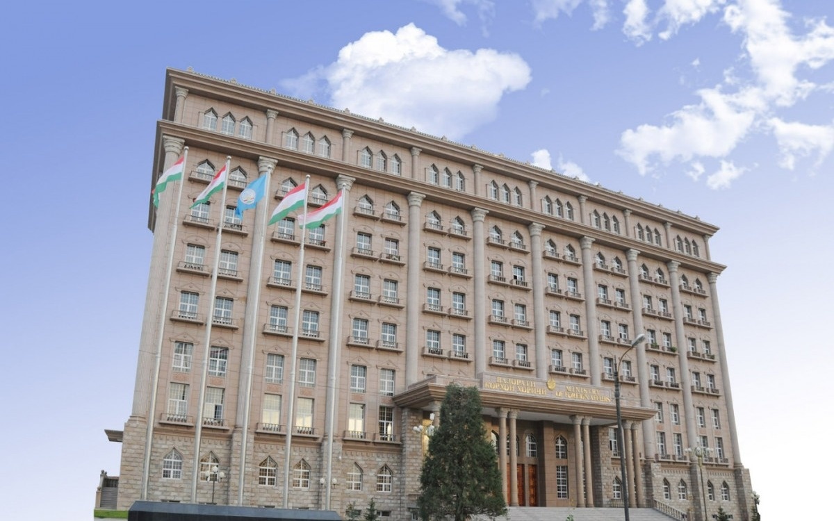 Вооруженное-нападение-на-таджикско-афганской-границе:-погибли-три-иностранца
