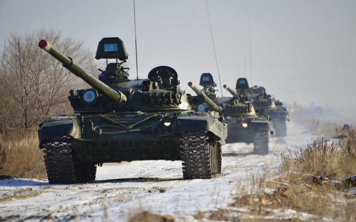 Боевая-готовность:-Минобороны-предупредило-казахстанцев-о-переброске-техники