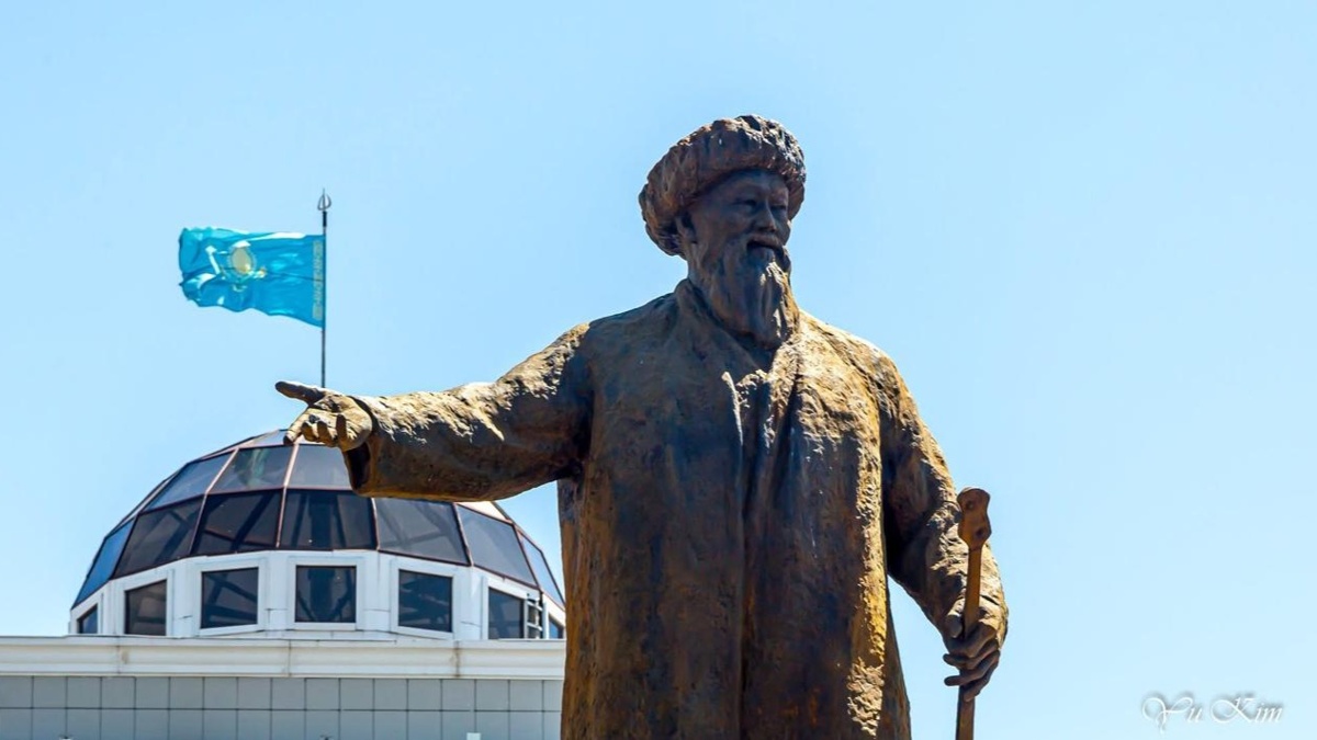 Подрядчик-не-справился-с-ремонтом-купола-здания-акимата-Жамбылской-области
