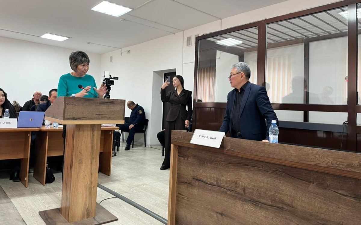 Суд-по-делу-об-убийстве-Айзат-Джумановой:-допрошена-мать-погибшей