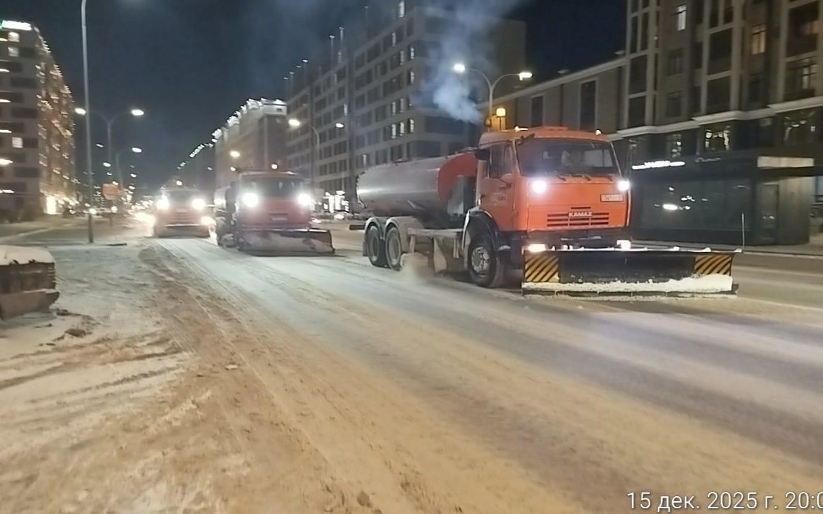 Город-очищают-круглосуточно:-как-в-Астане-борются-со-снегом