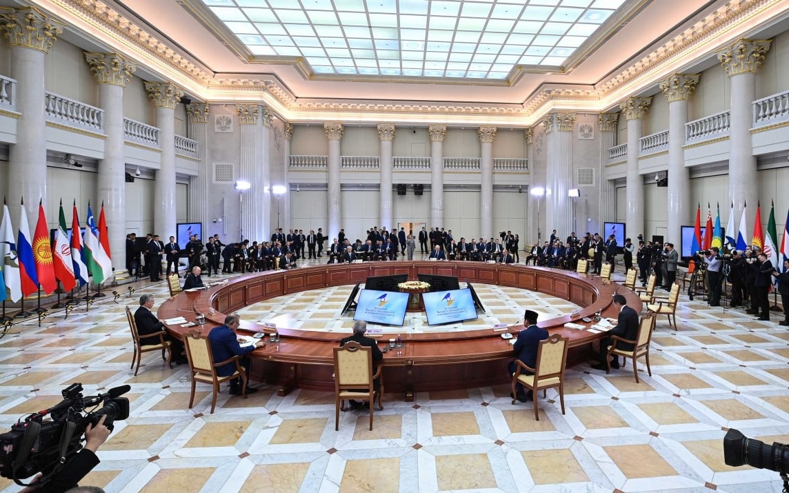 Касым-Жомарт-Токаев-предложил-внедрить-ИИ-в-основные-сферы-деятельности-ЕАЭС
