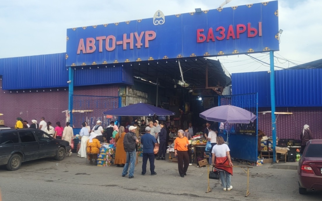 Возле-рынка-«Авто-Нур»-в-Шымкенте-меняют-схему-движения