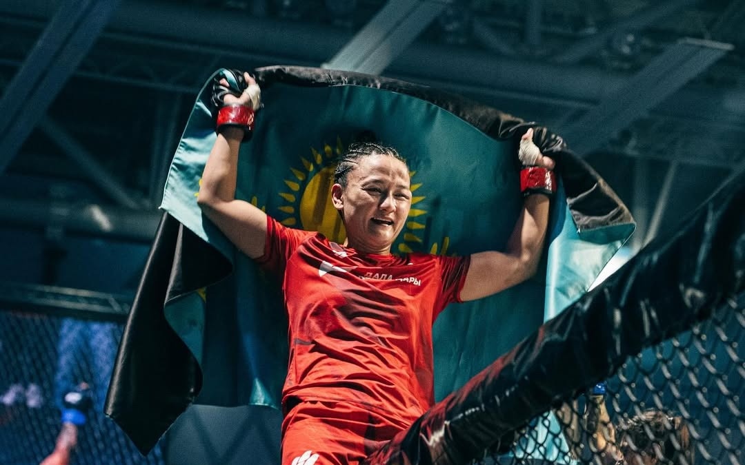 Призерка-Азиады-из-Казахстана-поборется-за-титул-чемпионки-ММА