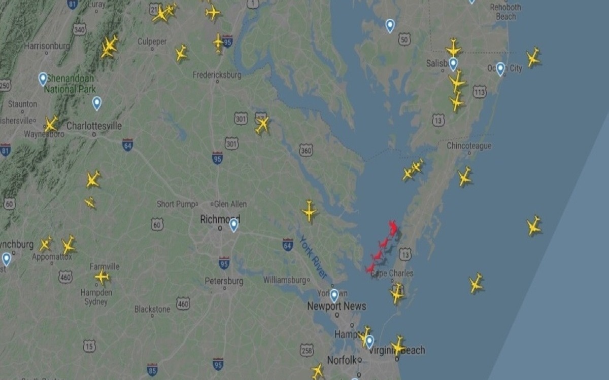 Сани-Санта-Клауса-начали-полет-вокруг-Земли-—-flightradar