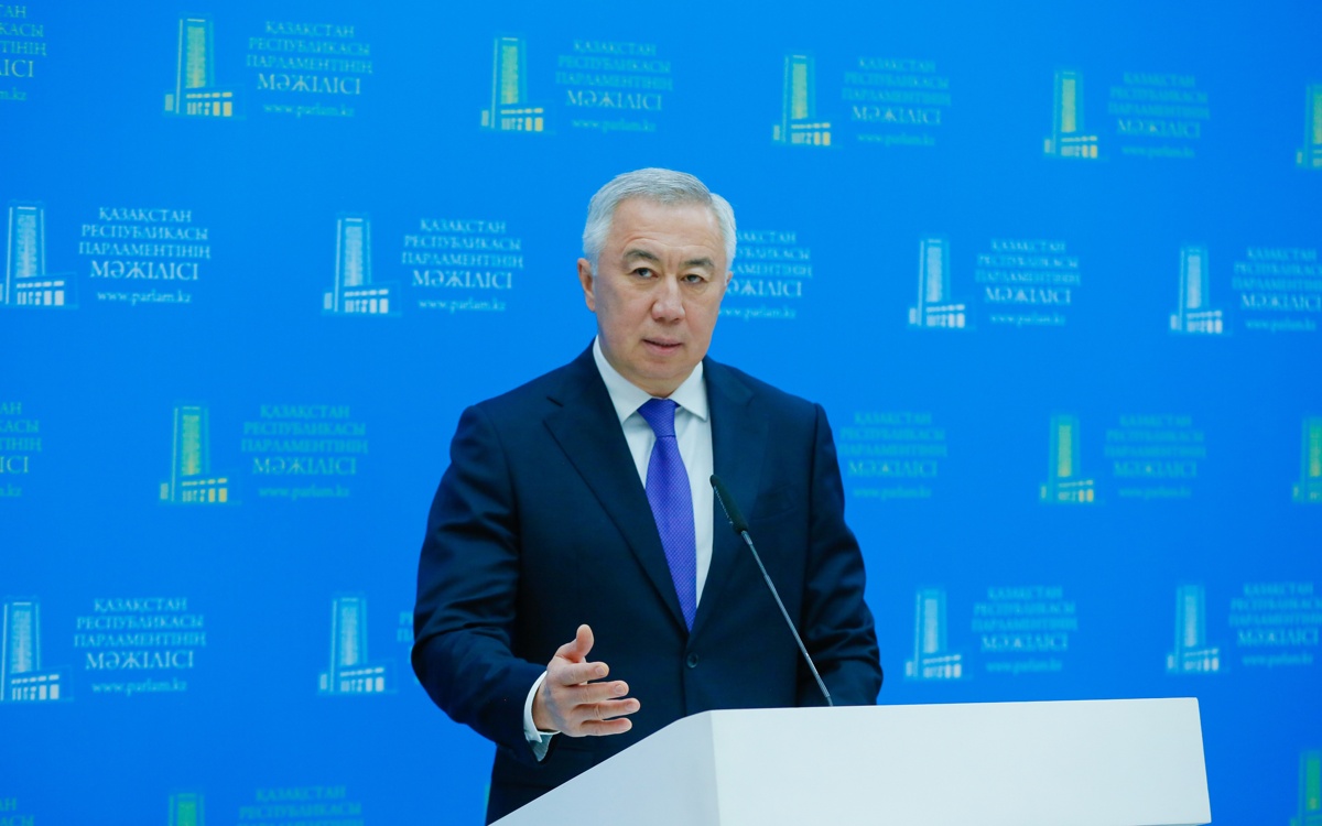 Никогда-не-стояла-задача-охватить-мерами-господдержки-весь-бизнес-—-Жумангарин