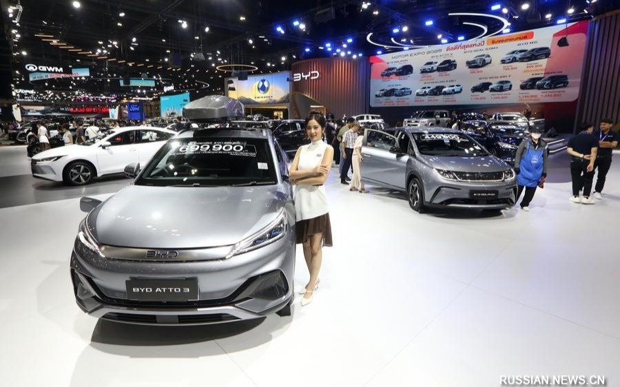 tesla-уступила-китайскому-byd-по-мировым-продажам-за-год